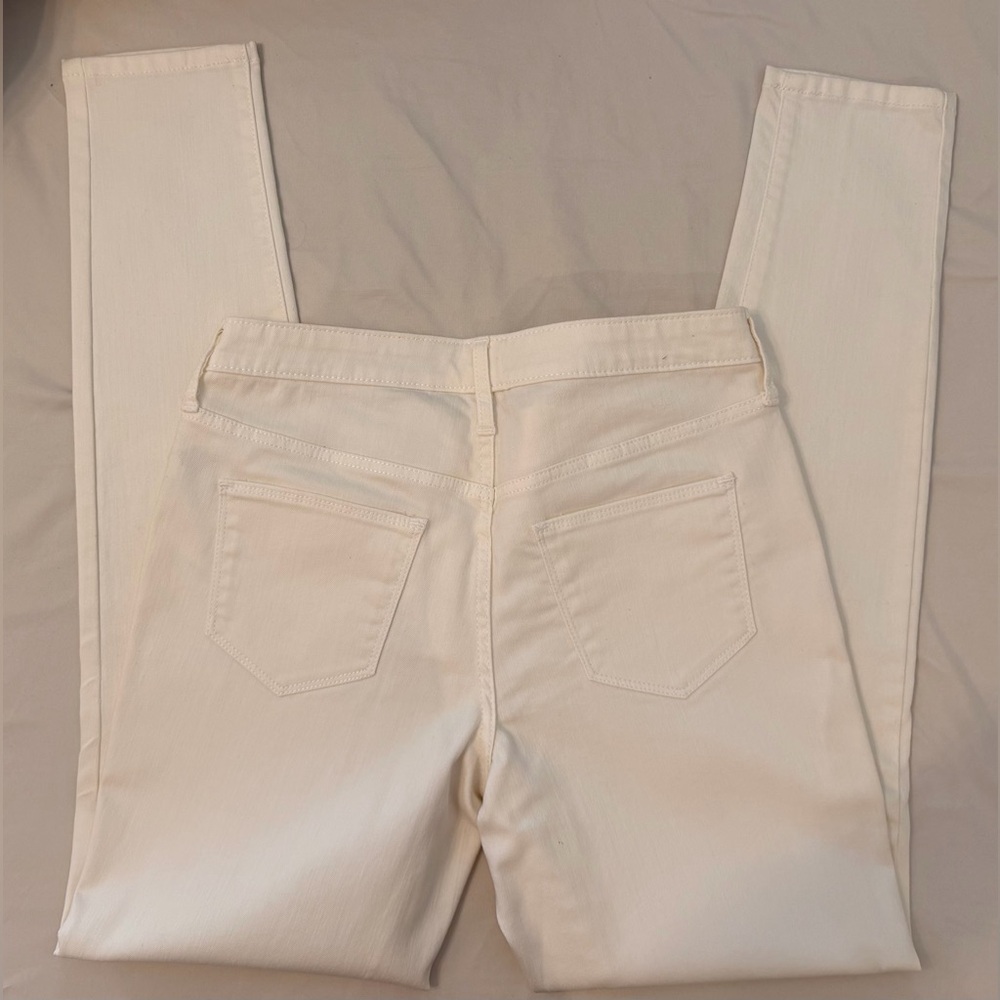 Universal Thread Cream Mid Rise Skinny Jeans - Picture 2 of 4